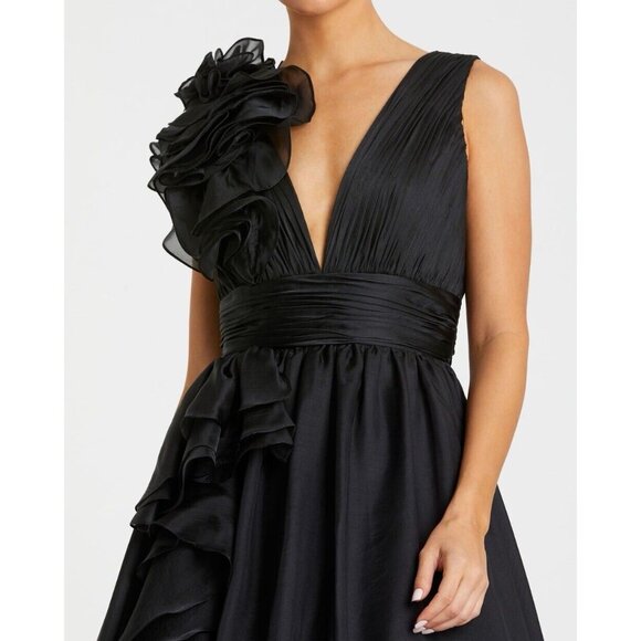 Mac Duggal Size 8 Black 48856 RUFFLE SHOULDER V-NECK CHIFFON GOWN Prom Dress New - Picture 2 of 10